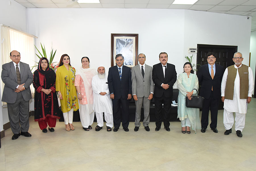  A group photo of Federal & Provincial ombudsmen after meeting of Forum of Ombudsmen at Islamabad
