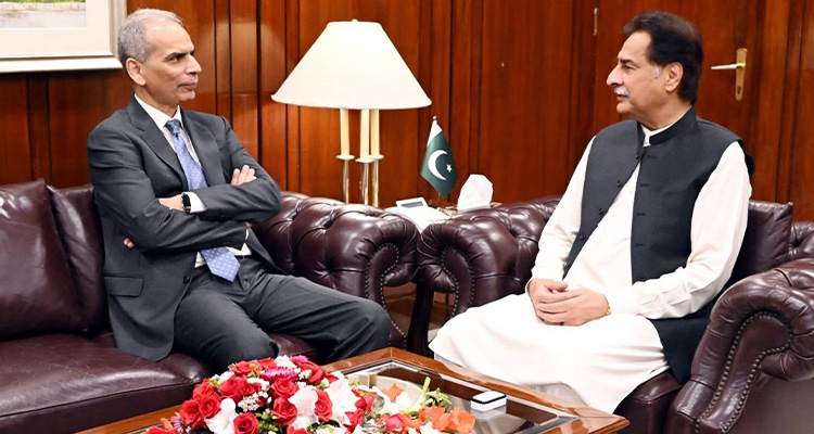 The Wafaqi Mohtasib Mr. Naveed Kamran Baloch calling on Speaker National Assembly Mr. Ayaz Sadiq in his office at Parliament House, Islamabad on 02-04-2026.