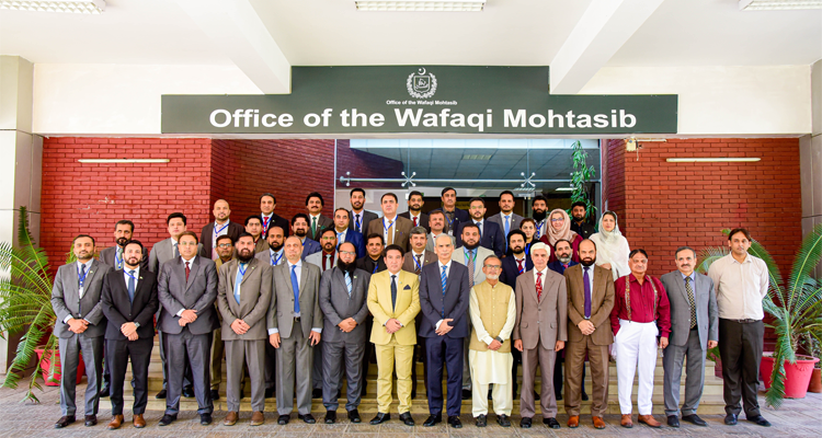 A group photograph of Wafaqi Mohtasib (Federal Ombudsman), Mr. Naveed Kamran Baloch with the participants of the 47th Mid-Career Management Course from the National Institute of Public Administration (NIPA), Peshawar, who called on him at the Wafaqi Mohtasib Office at Islamabad on 17th September, 2026.