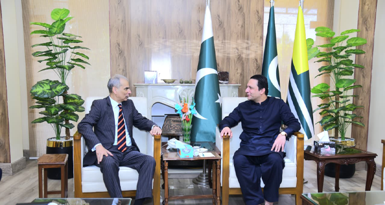 Wafaqi Mohtasib, Mr. Naveed Kamran Baloch calling on AJ&K Prime Minister, Syed Iftikhar Ali Gillani in Islamabad on 15-10-2026.